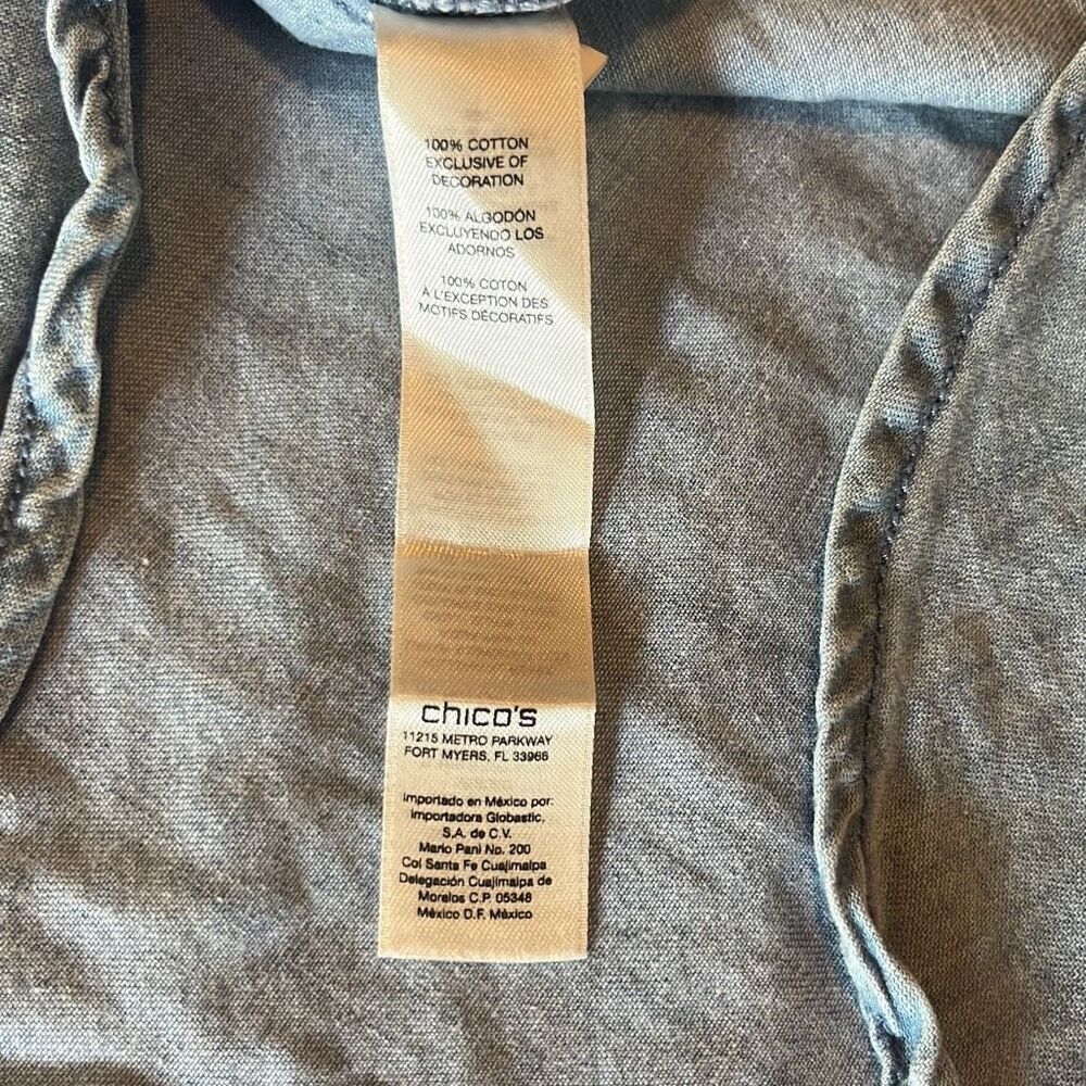 Chicos Blue Chambray Denim Rhinestone Bling Button Down Top Size 2 Rodeo Country - Picture 8 of 10